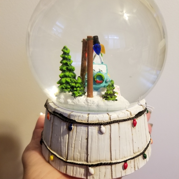 VINTAGE STATION WAGON TREE MUSICAL SNOW GLOBE - Picture 7 of 7